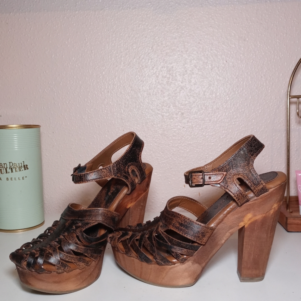 Women's Brown Five Worlds by CORDANI Platform Heel